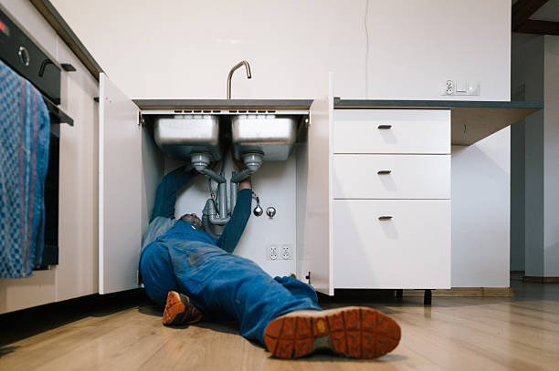 Professional Pipe Repair technician working in Sunfield, MI